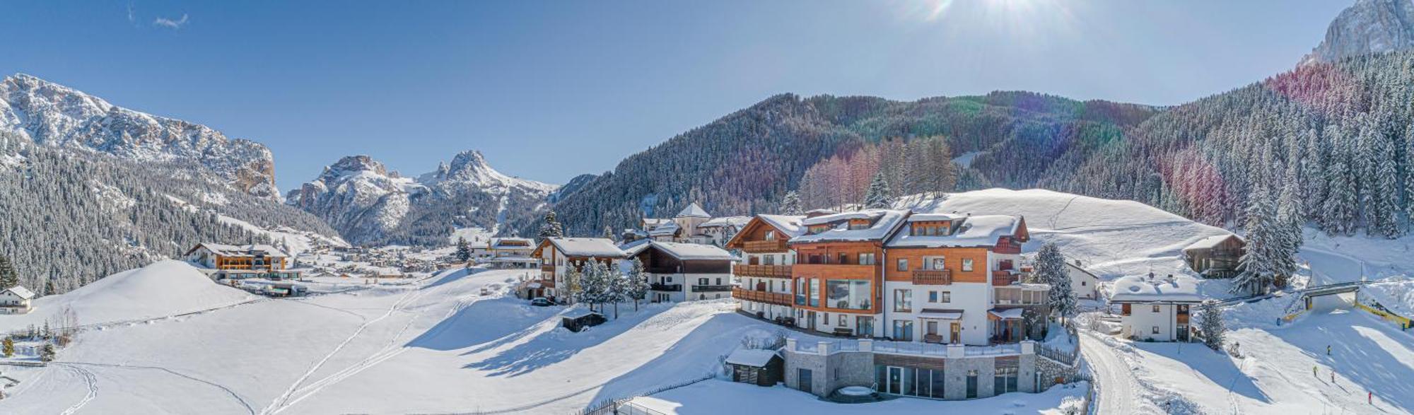 Hotel Chalet Dlaces Selva di Val Gardena Exterior photo